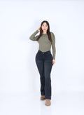 Flare Ojal Tenue Bigotes